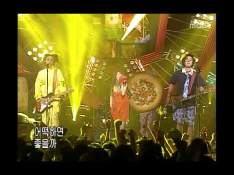 이름을 향해 달리는 SKOOL의 「Julian」