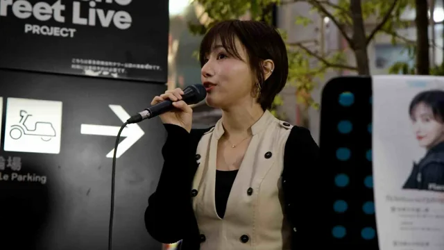MAKOTO.、名曲の間に自分の歌を置く――歌舞伎町ストリートライブ