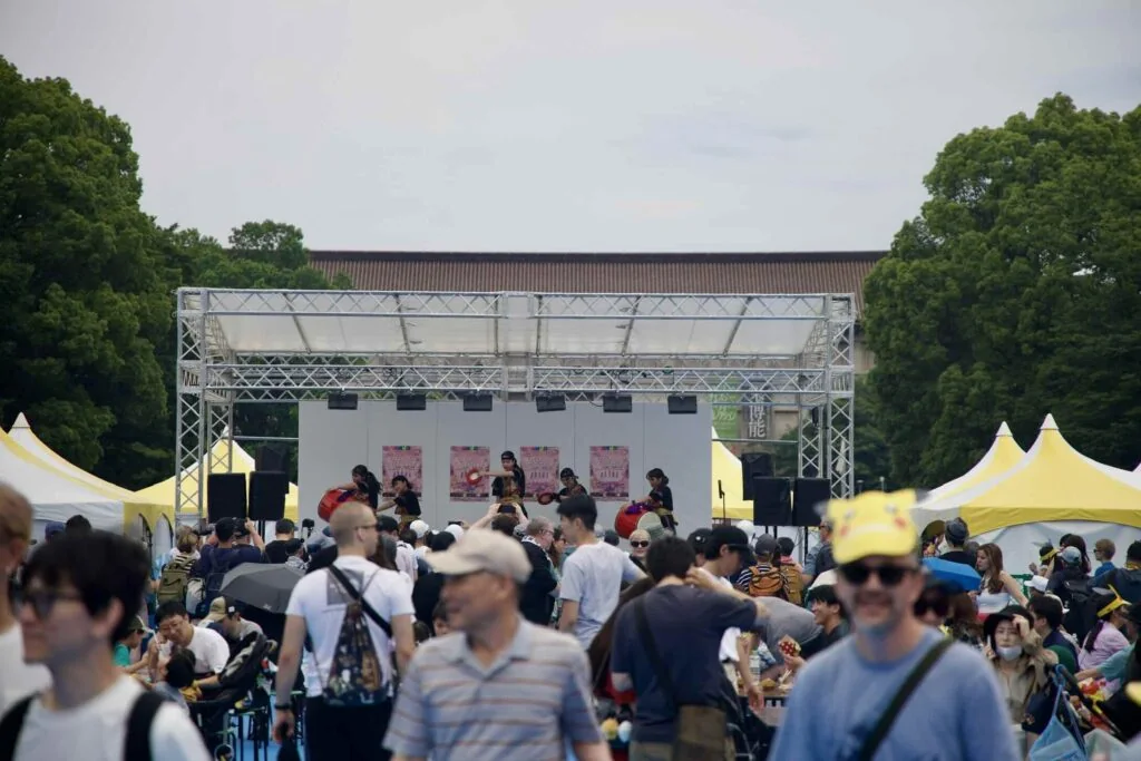 sis（シス） · 2026.05.31 東京 · 上野恩賜公園 噴水広場の会場写真