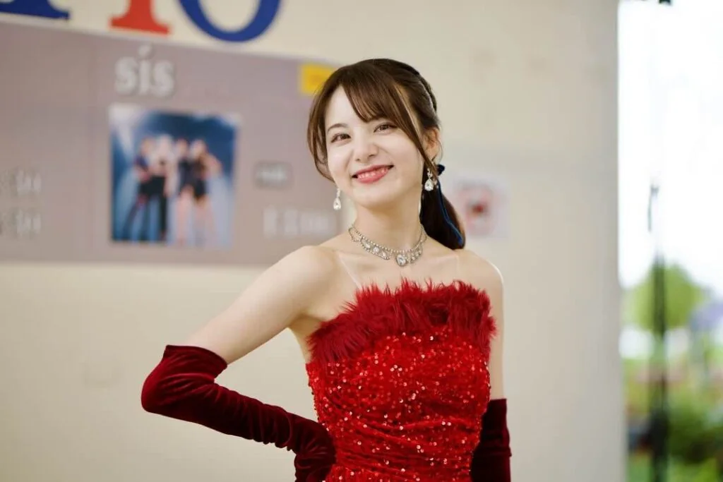 Miyu Kanou and Sohee find a duet in the same moments of fatigue