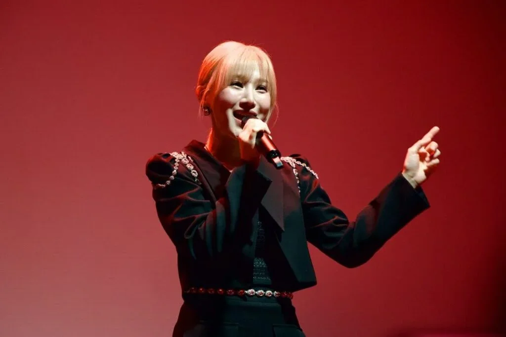 MAKOTO. · 2025.10.25 서울 · 합정 살롱 문보우 현장