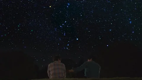 Yuuri’s “Betelgeuse”: Light Connecting People