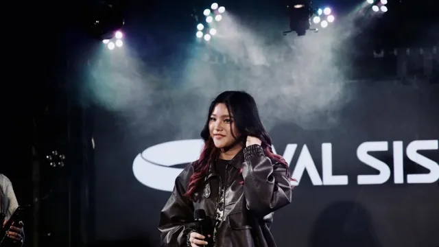스미다 아이코와 OVAL SISTEM, 기치조지 SHUFFLE을 채운 밴드 사운드