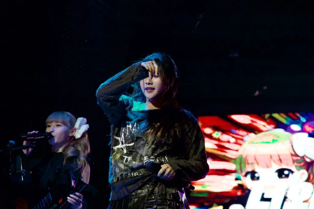 Aiko Sumida and OVAL SISTEM: the energy that filled a small Seoul venue · Photograph